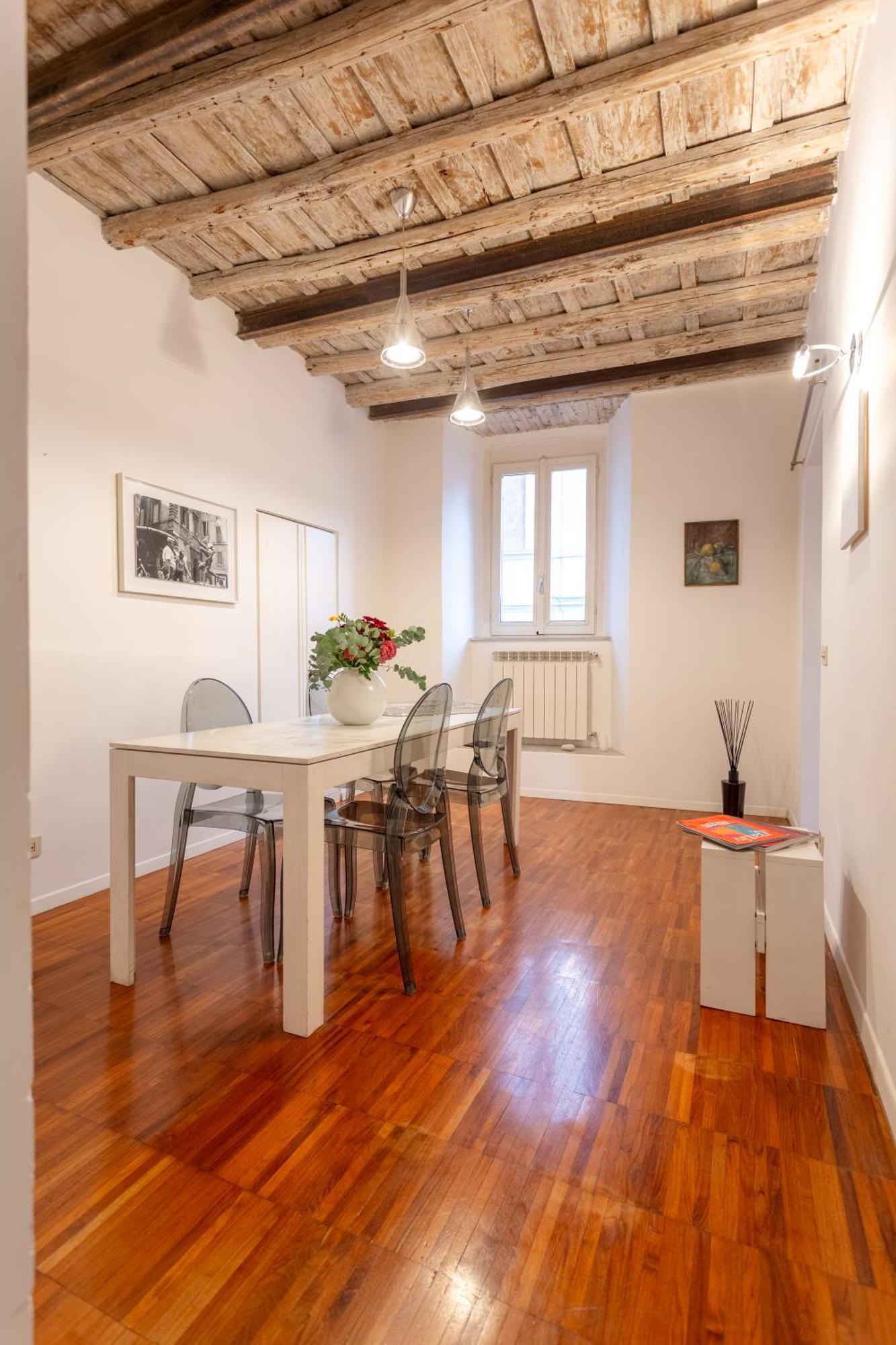 Casa Cristina In Piazza Farnese Apartment Rome Exterior photo